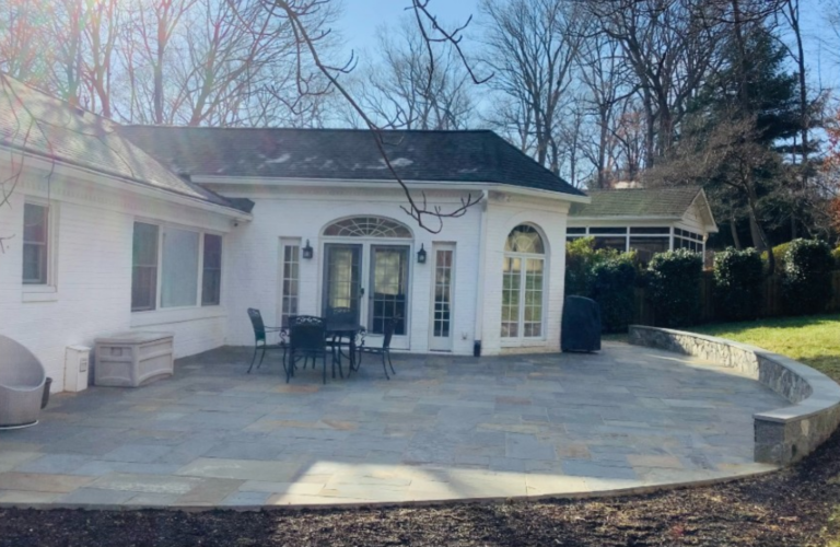 Curved patio and retaining wall